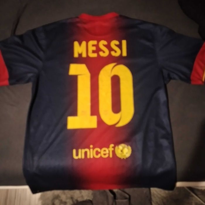 Tricou Messi Barcelona sezonul 2011-2012 original.