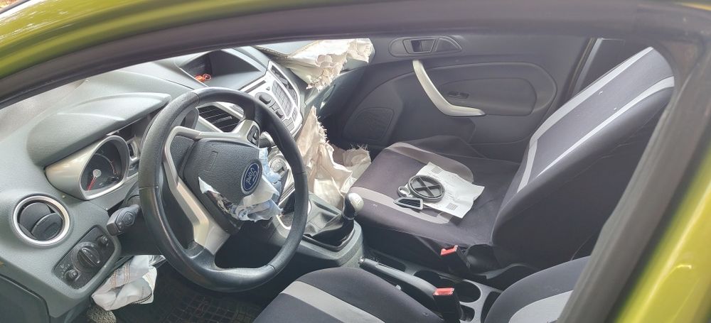 Ford fiesta 1.4 71kw 97 КС SPJA за части