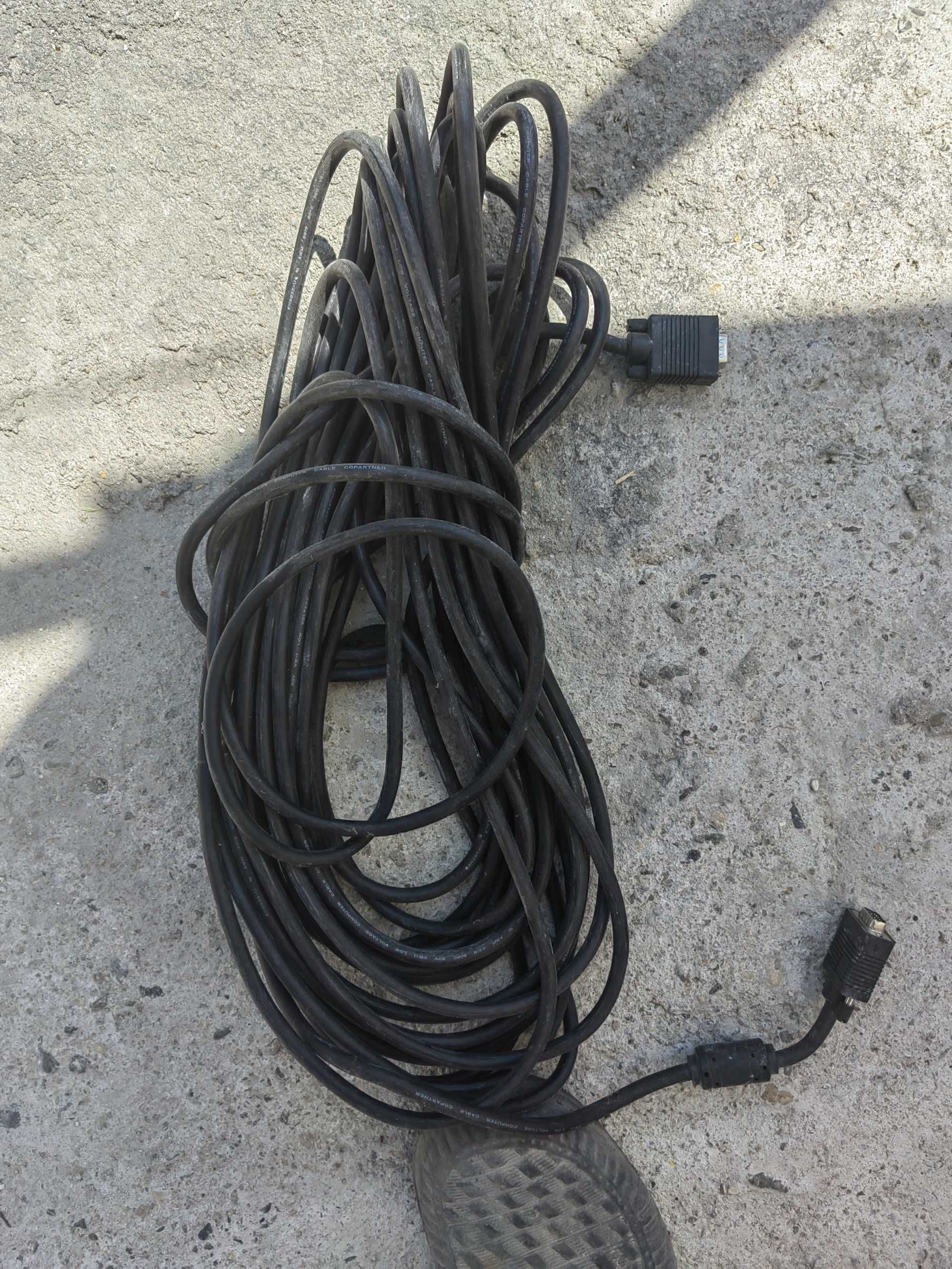 VGA  кабели дълги и къси