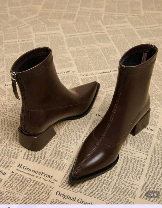 Дамски ботуши и боти