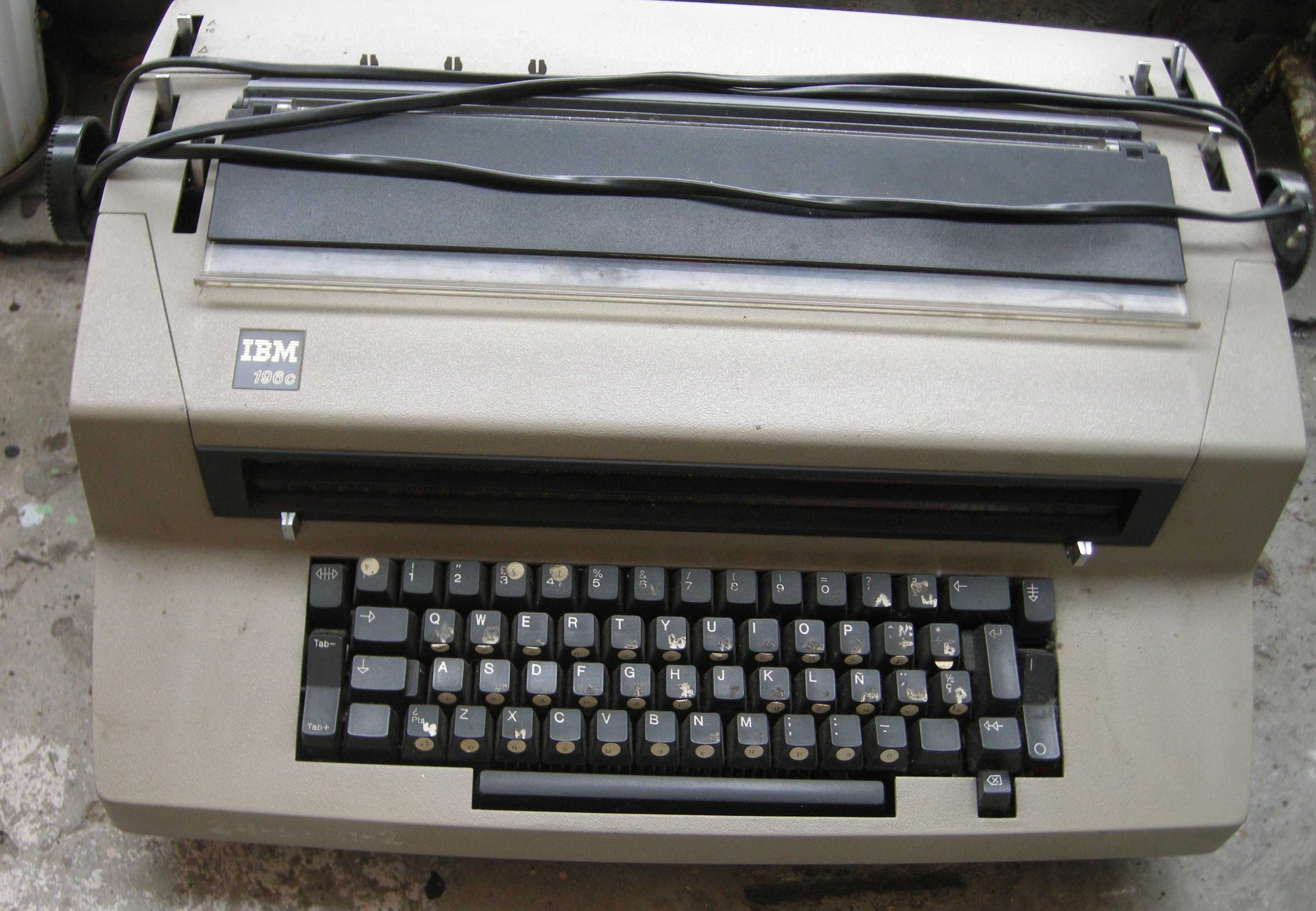 Пишеща машина IBM 196 C / 6705