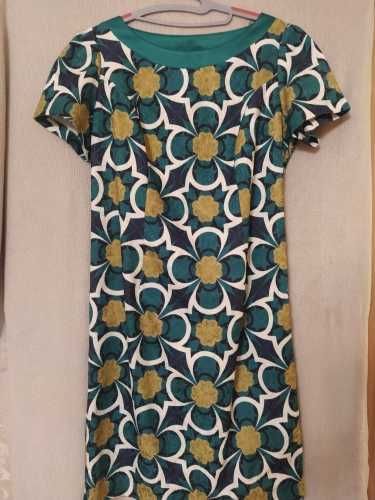 продаются женские платья