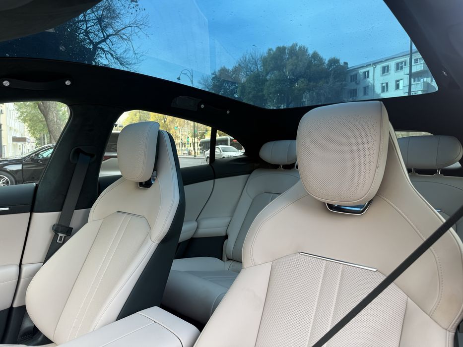 Уважаемые дамы и господа. MyWay Showroom представляет Xiaomi YU7 Max