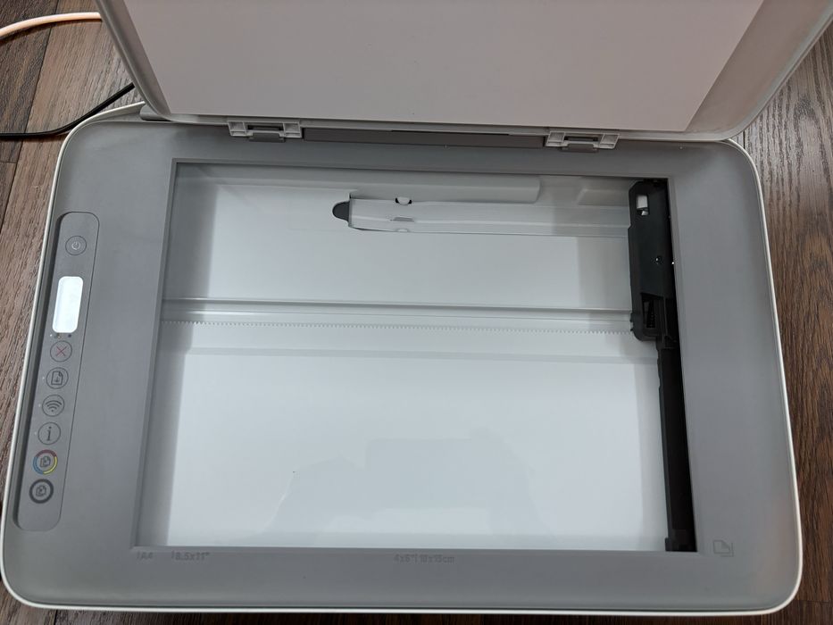 Imprimanta HP Desk Jet 2720, cu scanner