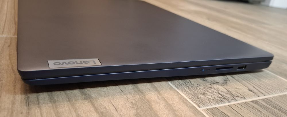 17.3" Lenovo IdeaPad 3 6 ядрен процесор  Intel 12-Gen Лаптоп