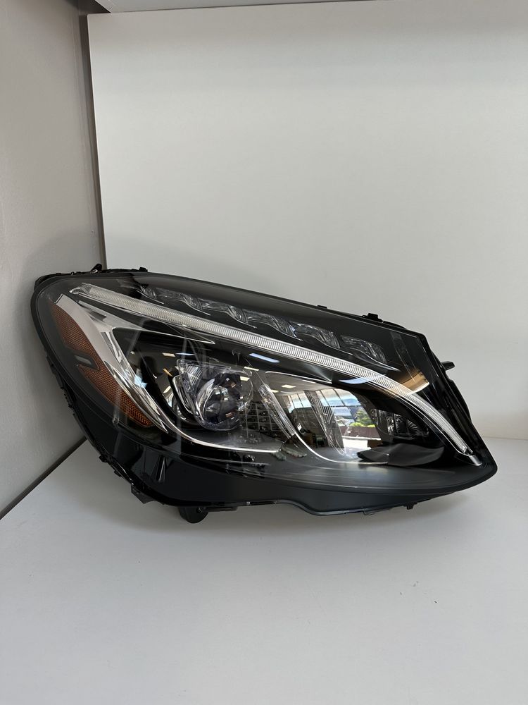 Mercedes W205 Full led USA Фар фарове десен американски