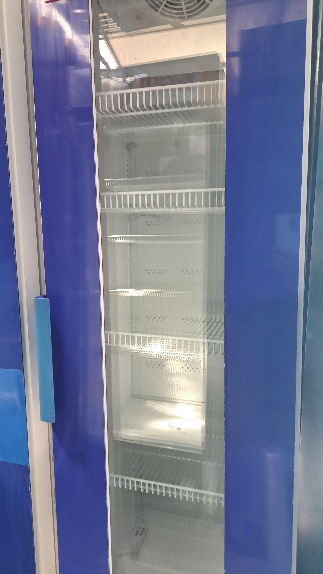 Vitrina frigorifica șlim adânc frigider lada