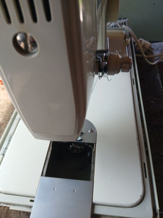 Masina de cusut uz casnic