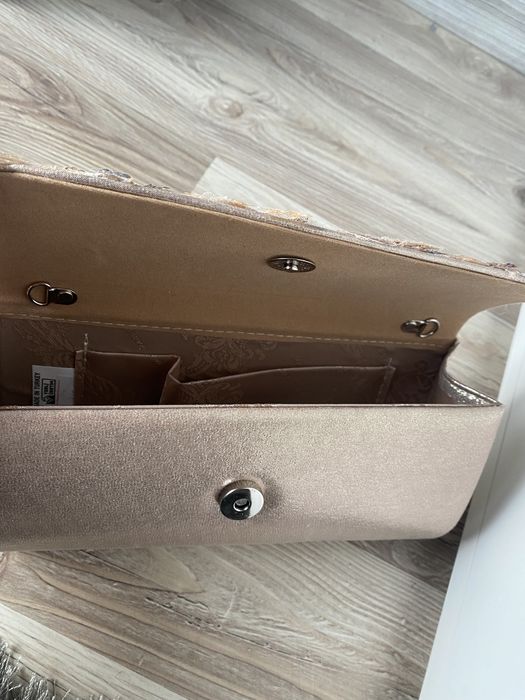 Елегантна чанта