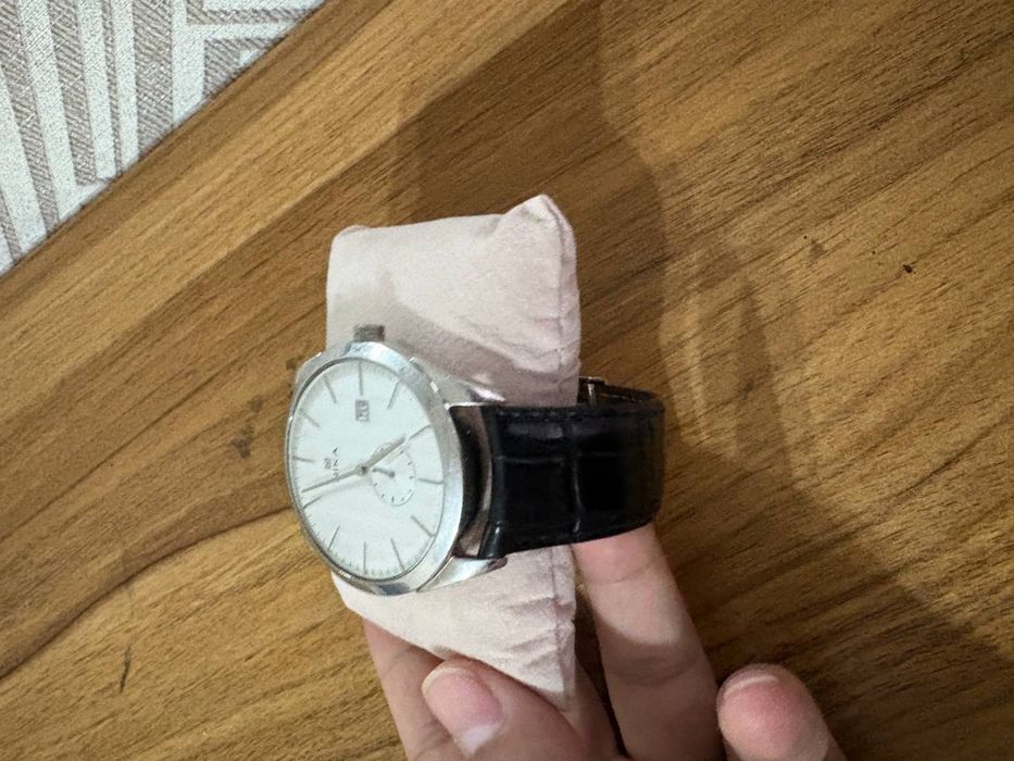 Errkaklar Soati NIKA