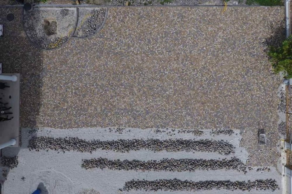 Piatră cubică Andezit, mă deplasez oriunde în Țară