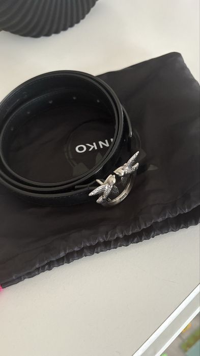 Страхотен Колан Pinko