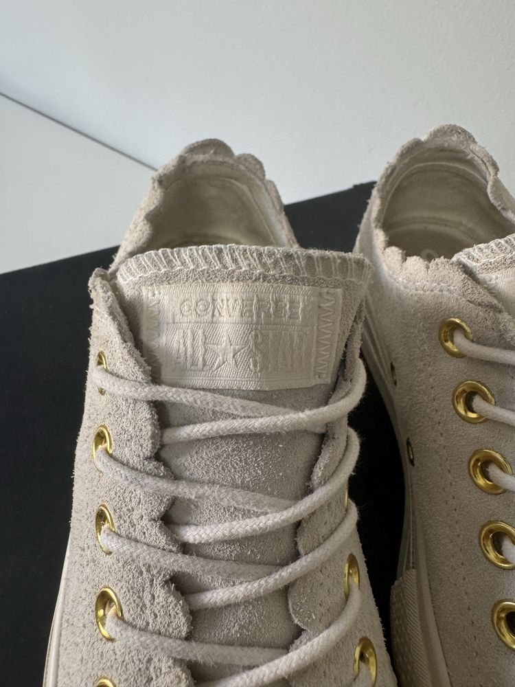 Дамски кецове Converse