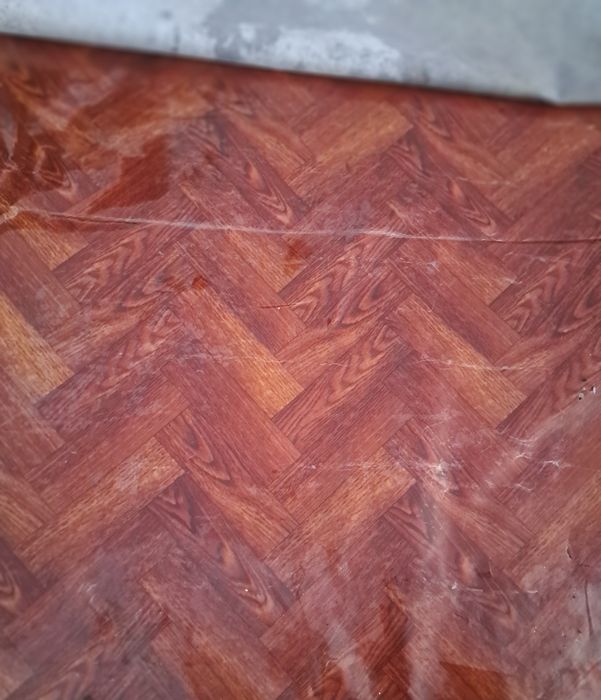 Продам линолеум состояние нормальное