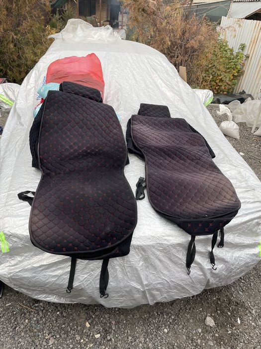 Продам чехлы на авто