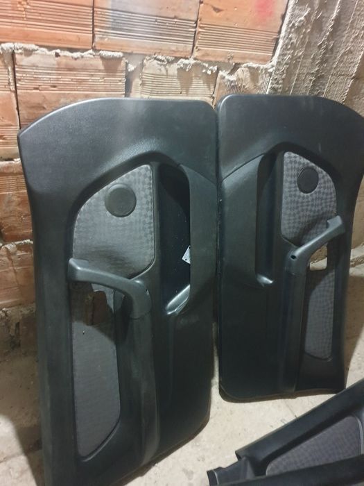 Задни седалки и кори Е36 компакт