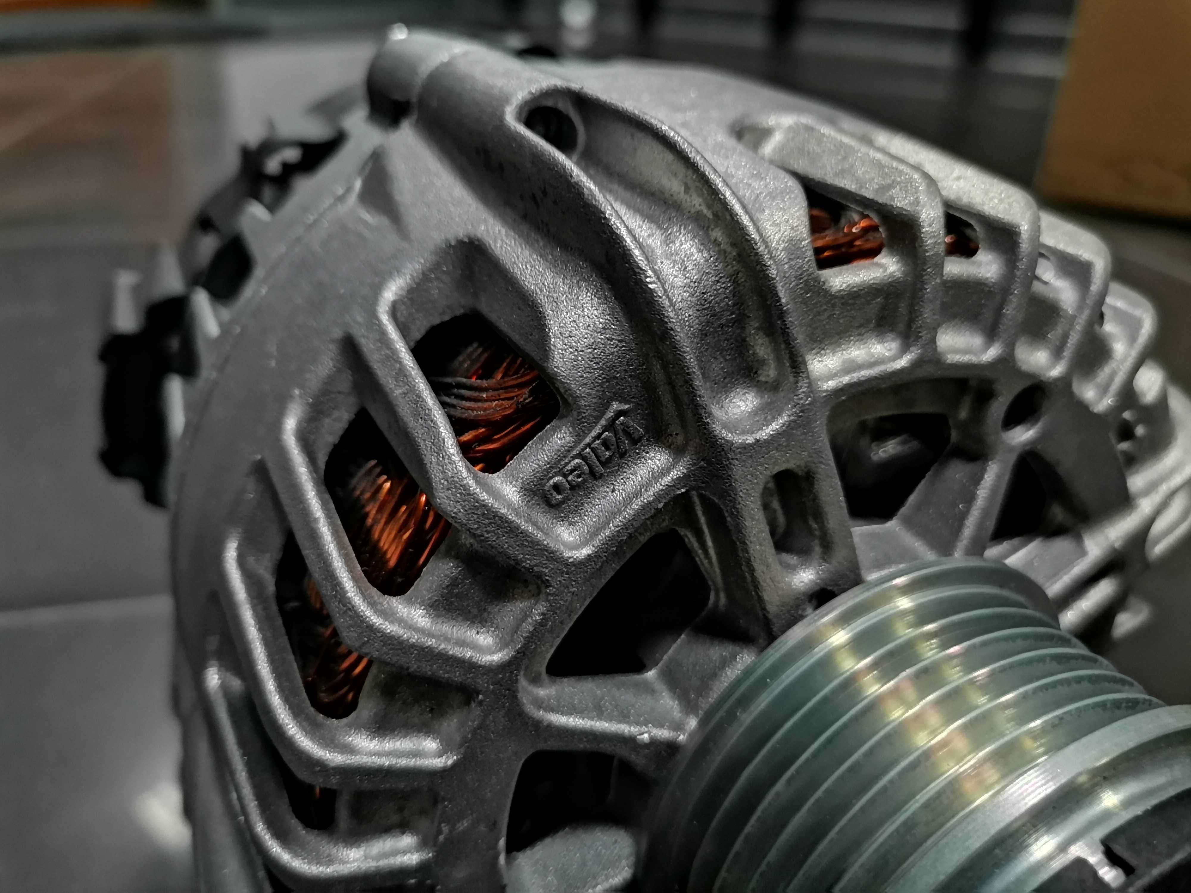 Алтернатор Audi 14V 150A 059/903/024 3.0 Tdi A6 Q7 A4 A5 A7 EG15T012