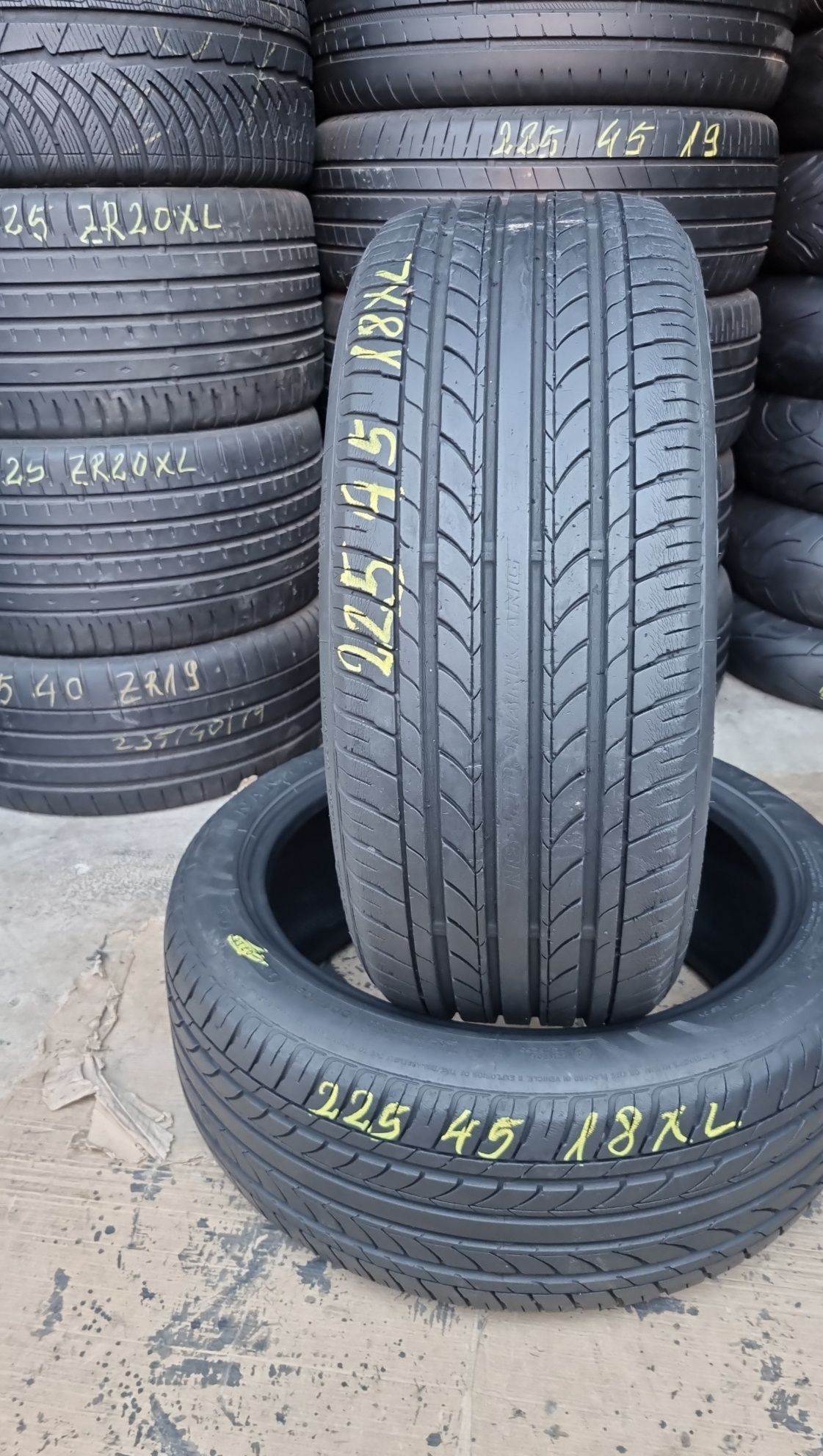 2 Anvelope Vară Nankang 225 45 ZR18XL Stare Perfectă.