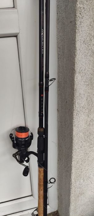 Vând 2 Feedere FL Rever, cort stil umbrelă și cort pavilion nou