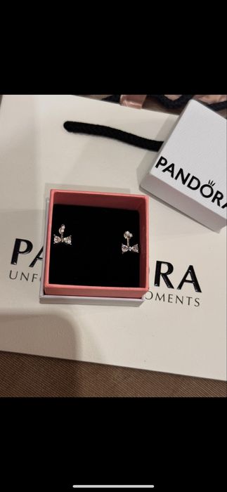 Пандора обеци Pandora