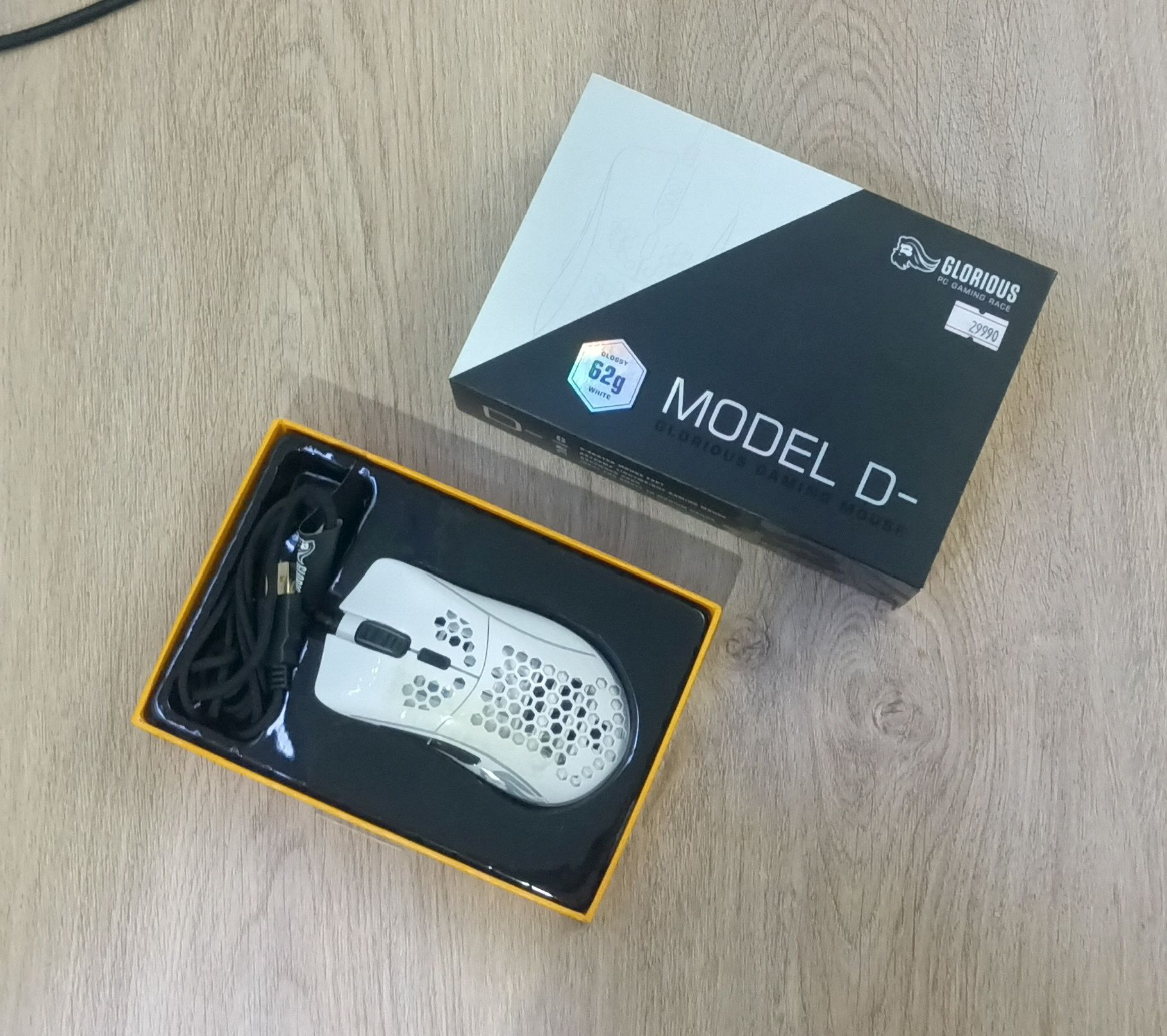 Glorious model D