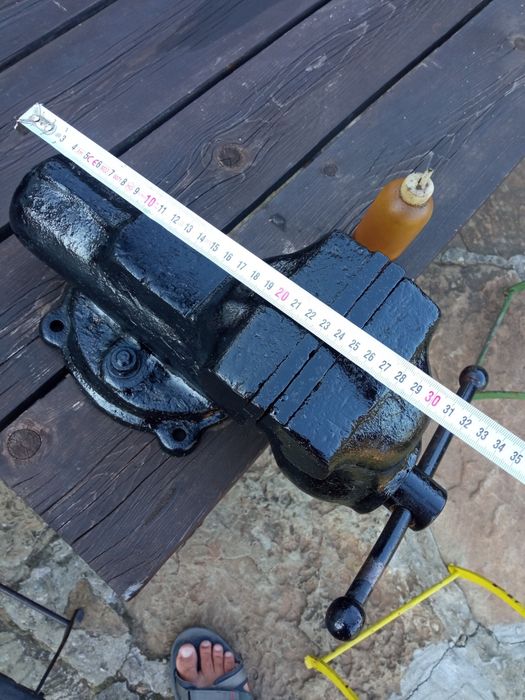 Шлосерско менгеме,стиска 12.5 см челюсти