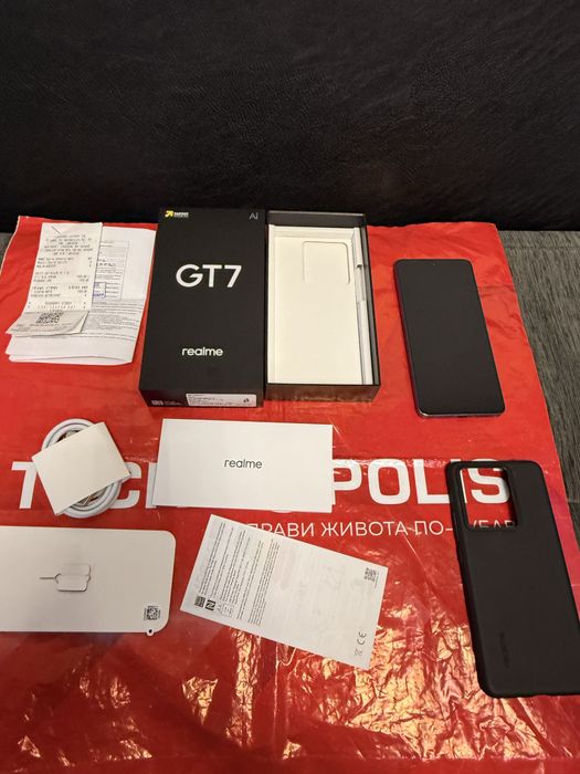КАТО НОВ 512GB Realme GT 7 Гаранция Technopolis 2027г. Blue