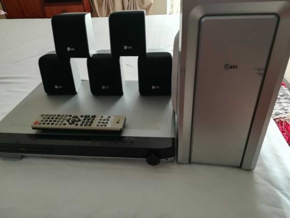Sistem 5.1 LG cu USB