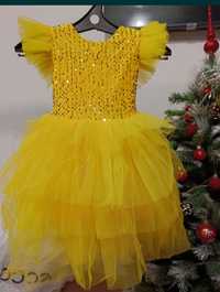 Прокат платье золотисто-жёлтого цвета очень красивое пышное платье кра
