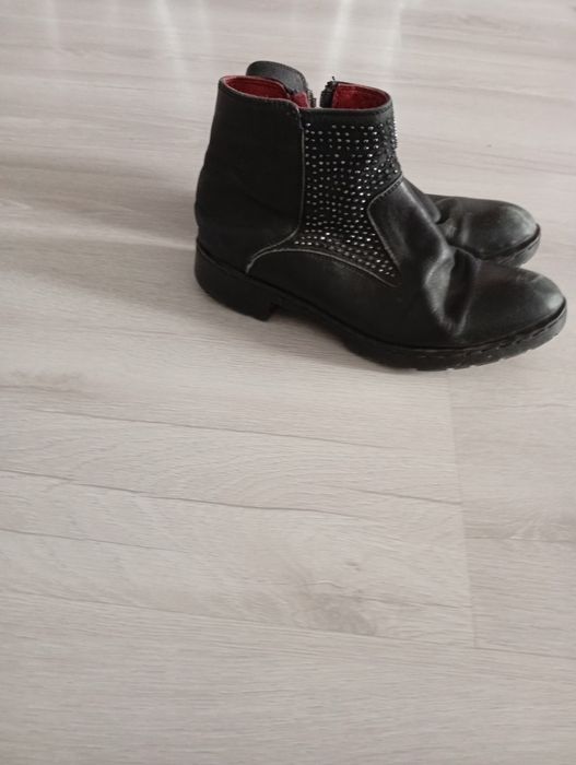 Разпродажба дамски обувки токчета.маратонки. ботуши