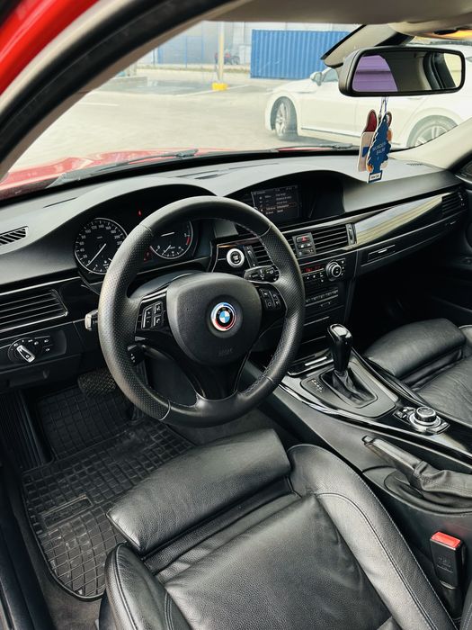 Bmw e90 / seria 3 LCI / 2011