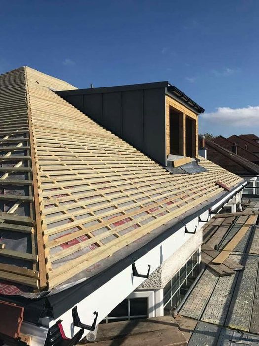 Montaj Acoperis Profesional Rapid Durabil Echipa cu Experienta