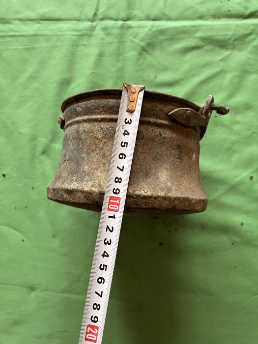 Антикварен меден менец