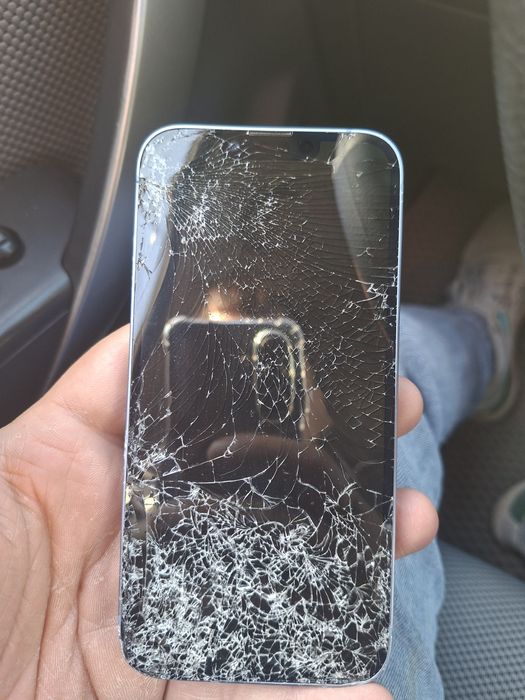 IPhone 14 экран сынған