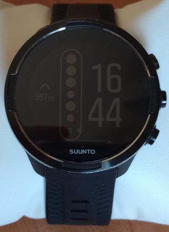 Мултиспорт часовник Suunto 9 Baro
