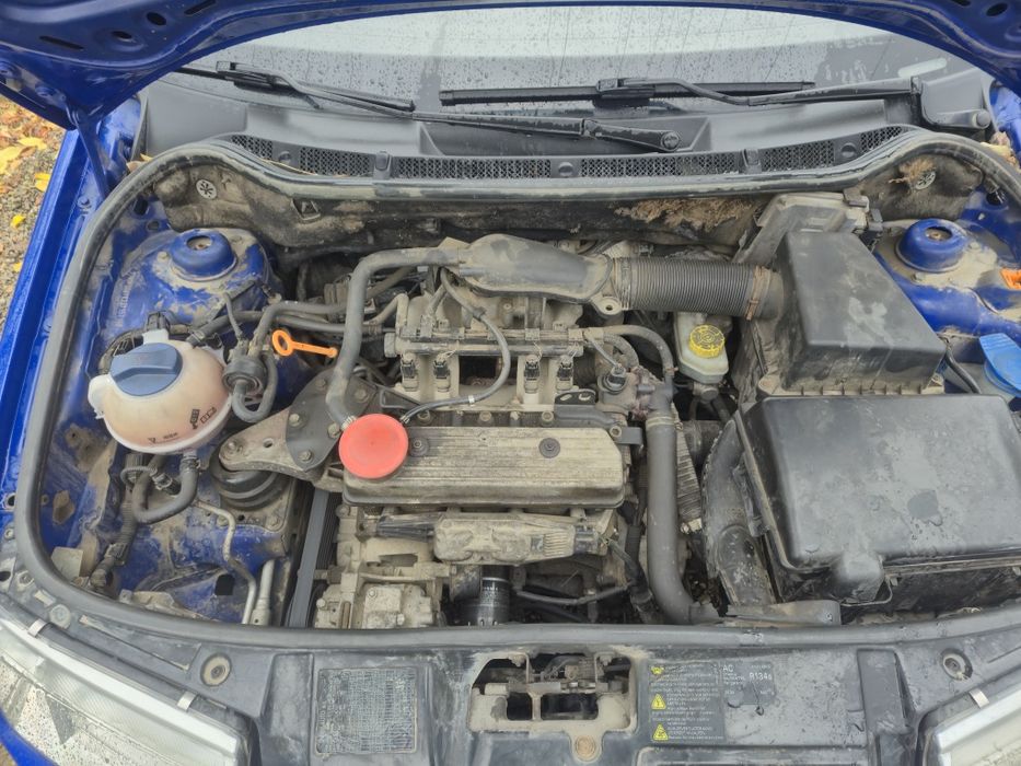 Vând Skoda Fabia 1 2003  1.4 mpi