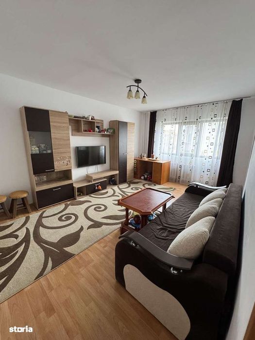 Vând urgent ap. 2 camere - zona Alfa