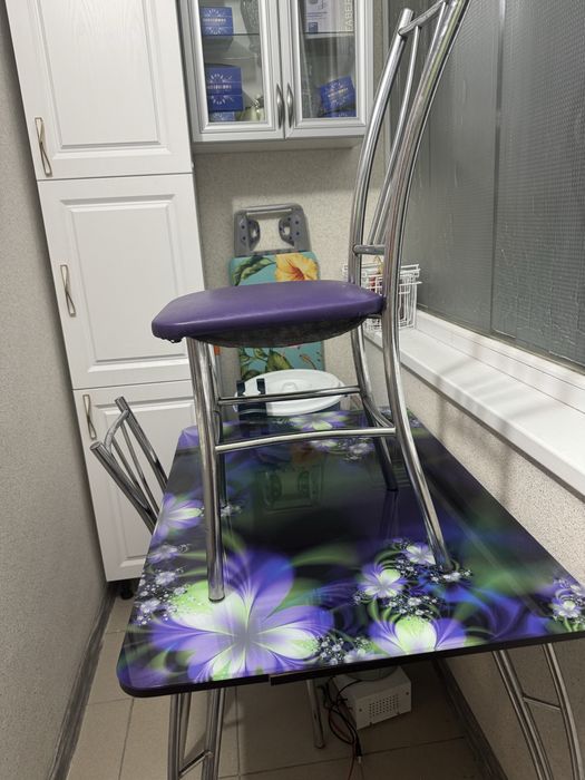 Красивый стул и стулья.