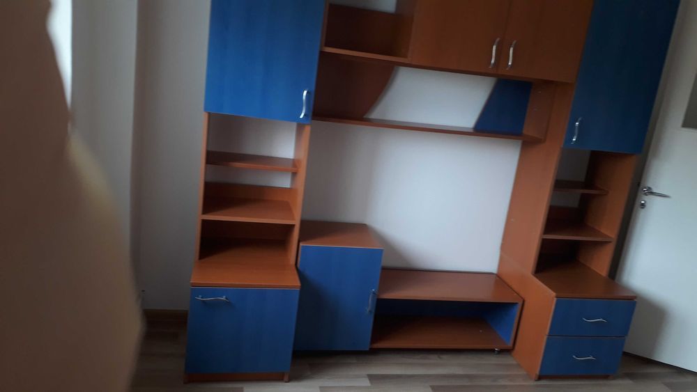 Bibliotea TV sufragerie Braila