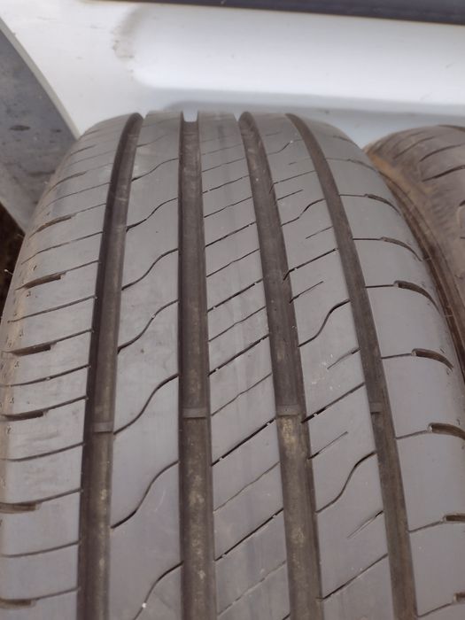 Почти нови 4бр.205/60/16 Good Year EG2 dot1020