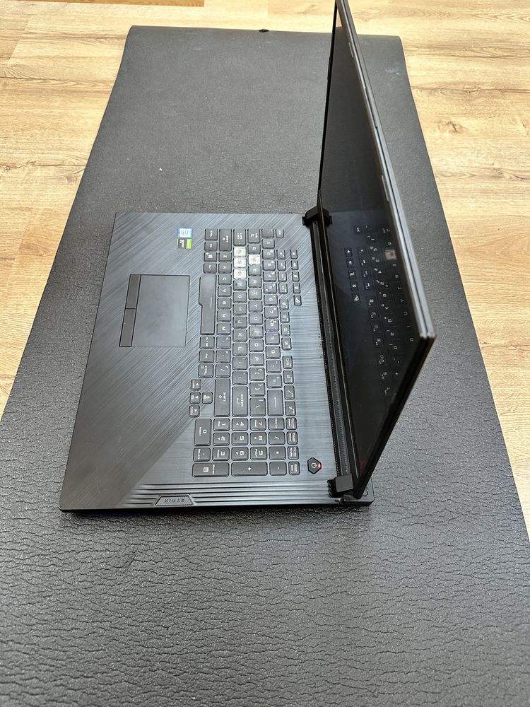 Laptop ASUS Rog Strix g731 gt