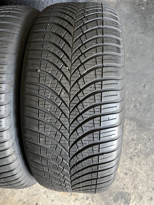 2 anvelope m+s 235/55/17 Goodyear 6.5 mm!