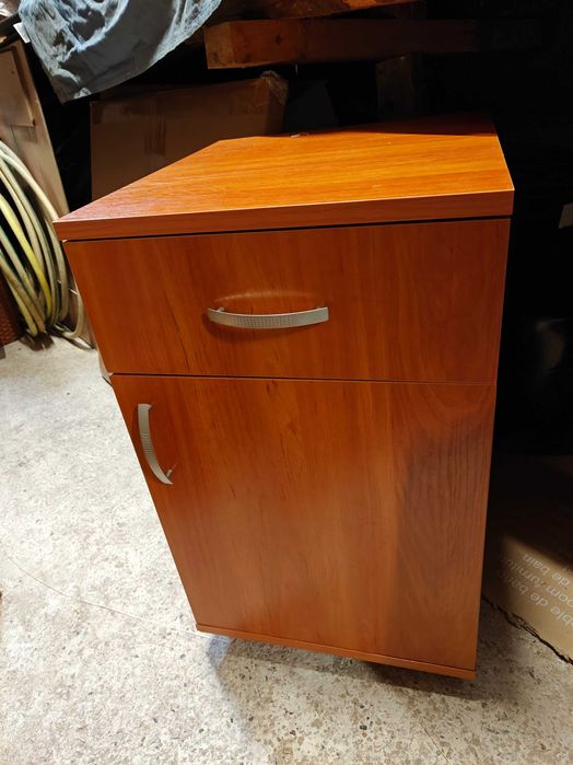 Кантонерки, шкаф