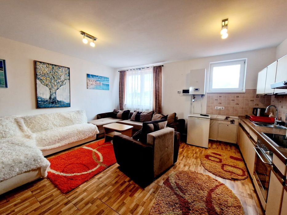 Apartament/ birouri de inchiriat