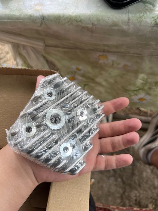 Продавам пиаджо зип цял или за части. Приемам и бартер.