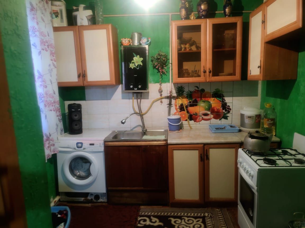 Продам дом в районе залинии.