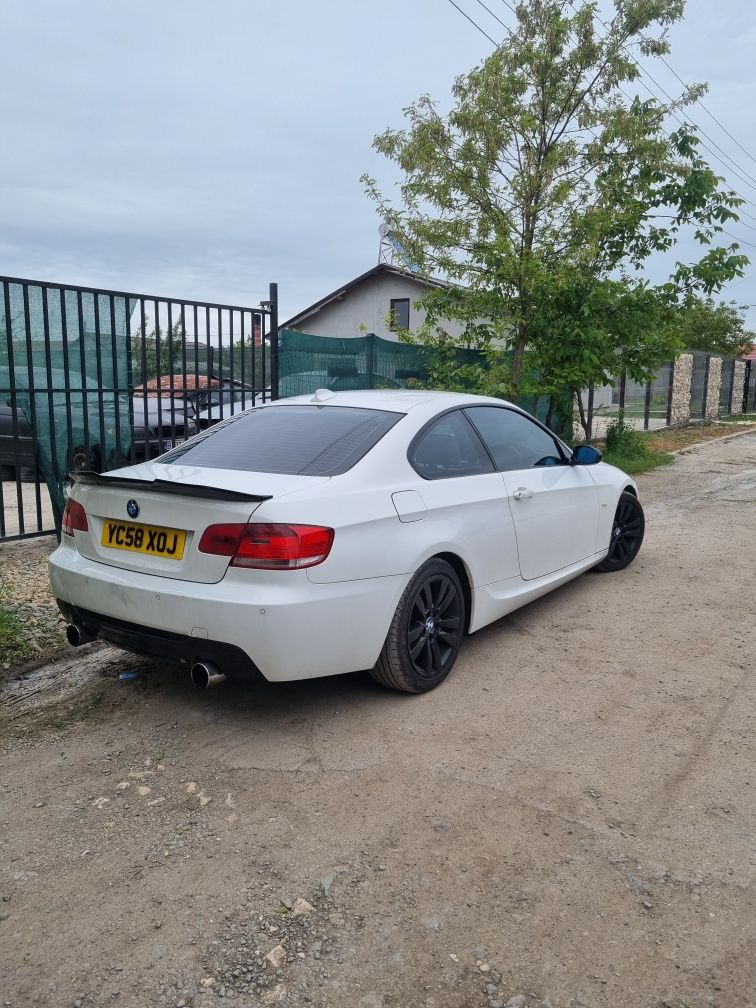 Dezmembrez-BMW e92-330D-n57