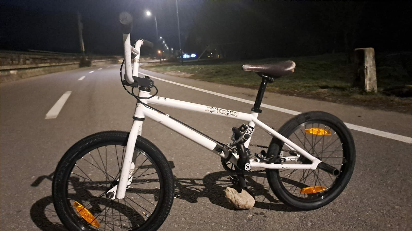 Vând bmx MirraCo Black Pearl