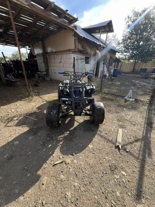 Vând atv urgent !!