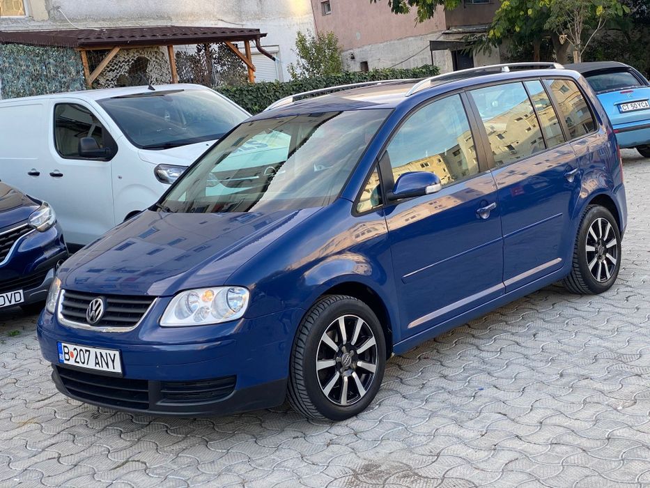 Vând Volkswagen touran 2.0 140 Cp 7locuri